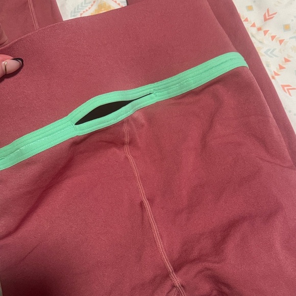 Fabletics || NWOT SculptKnit® High-Waisted Cut-out Legging (M) - Picture 9 of 9